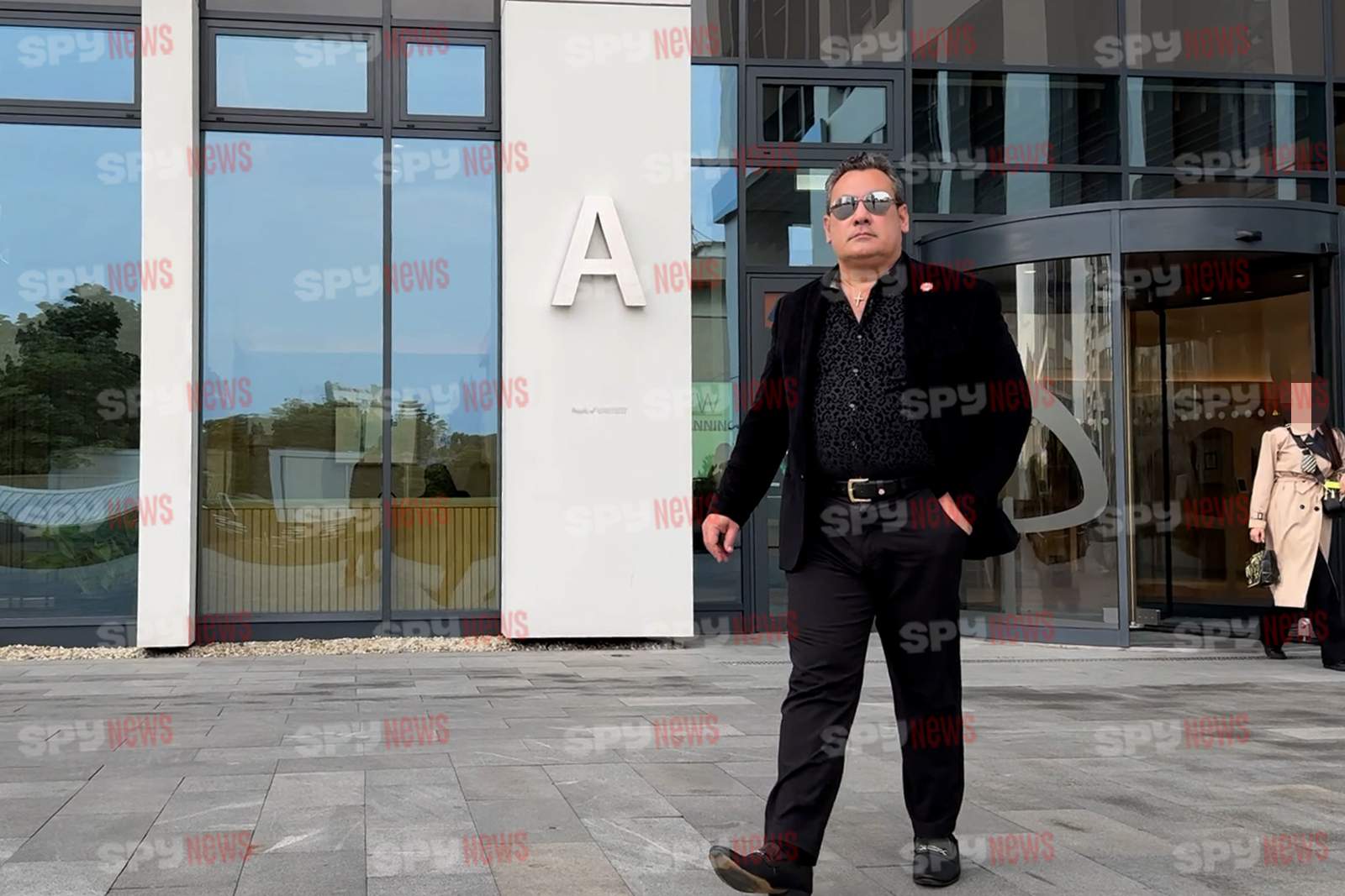 Ce a făcut Ionuț Dolănescu imediat după parastasul lui Mircea Cîmpeanu. Imagini exclusive cu artistul, după cel mai greu moment / PAPARAZZI