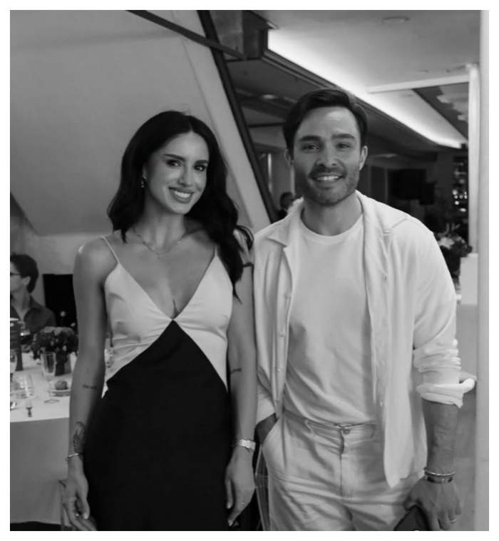Ce mesaj ironic i-a transmis fostul soț Ioanei Grama, după ce s-a fotografiat cu celebrul Ed Westwick: ”Nu ai fi avut așa copil frumos cu el” / FOTO