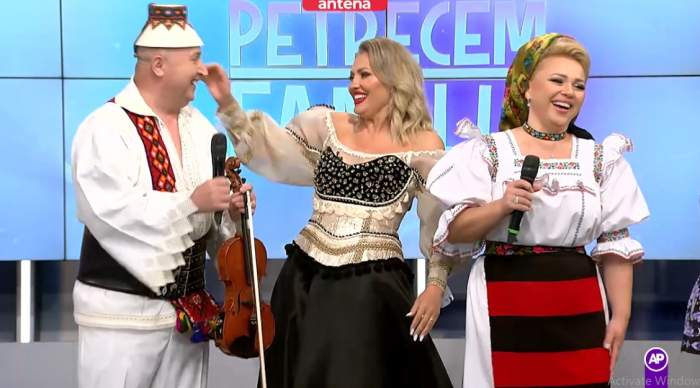 Scenetă cu peripeţii. Paul Stângă, Bianca Crenganiş și Leonard Petcu vă invită la o porție de râs copios, duminică, de la ora 19.00, la “Petrecem în familie”