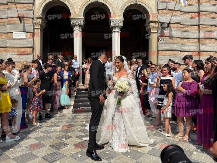 Florinel Coman și Ioana Timofeciuc, primele declarații după ce au devenit soț și soție! Fotbalistul a recunoscut că a fost copleșit de emoții: ”Sunt foarte fericit” | VIDEO