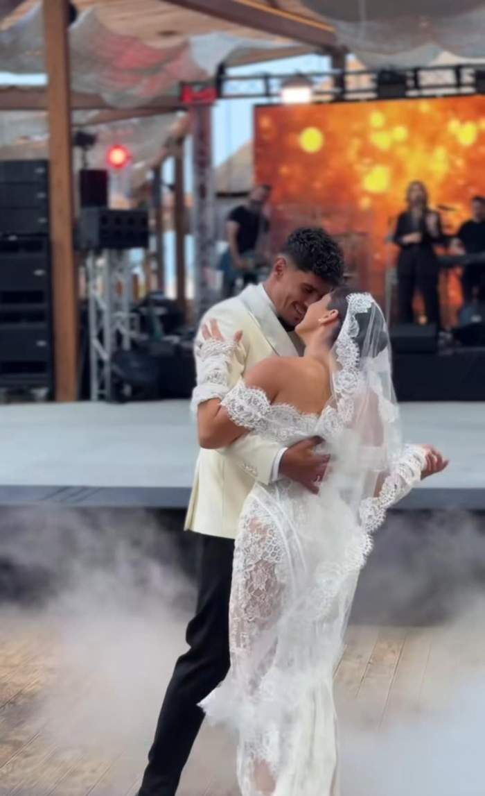 Florinel Coman și soția lui, Ioana, dansul mirilor! Feli a cântat live cea mai romantică piesă | VIDEO