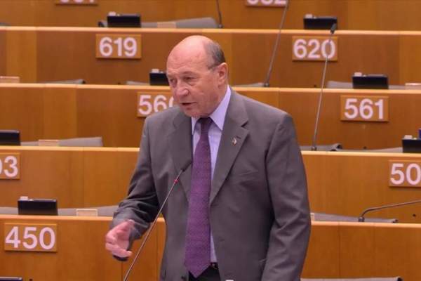 Traian Băsescu, operat pe inimă, la Paris. Primele informații despre starea de sănătate a fostului președinte al României