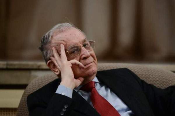 Veștile medicilor despre starea lui Ion Iliescu! Cum se simte fostul președinte, după aproape o săptămână de la internare: ”A reușit să stea la marginea patului”