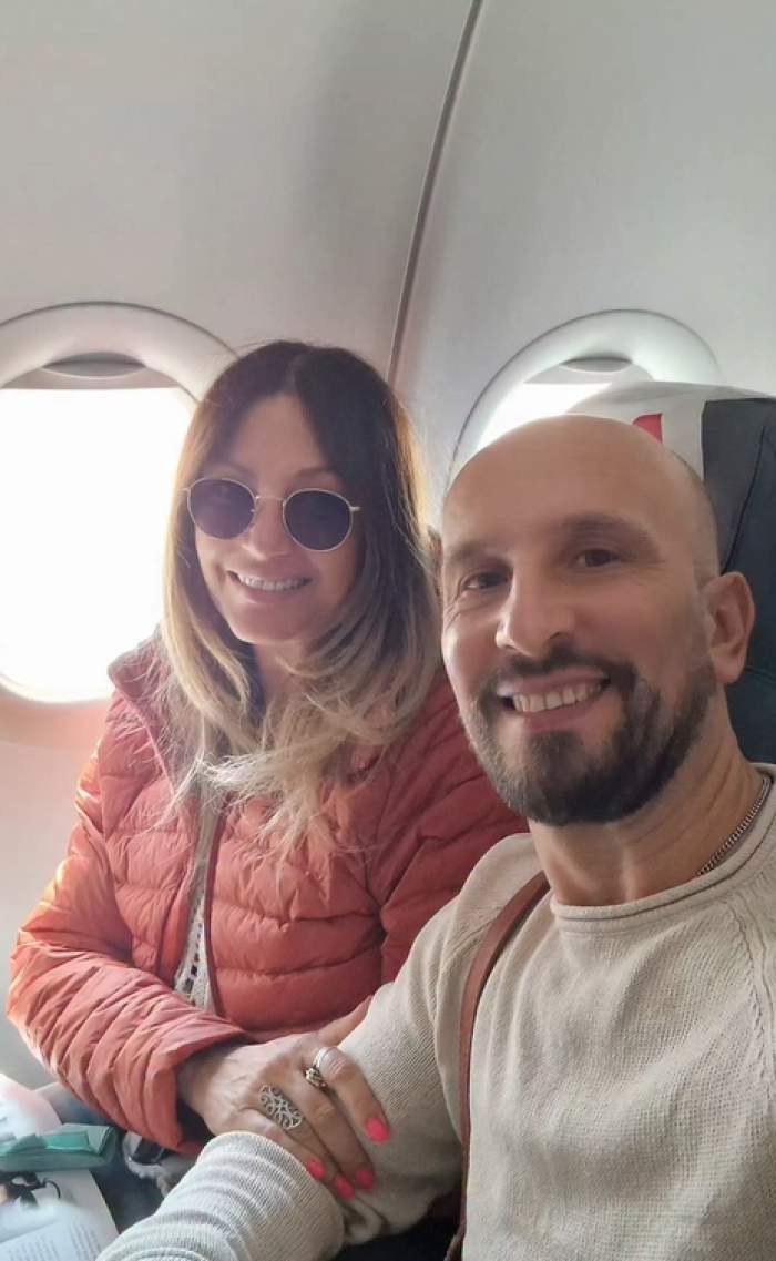 anca turcasiu si iubitul in avion