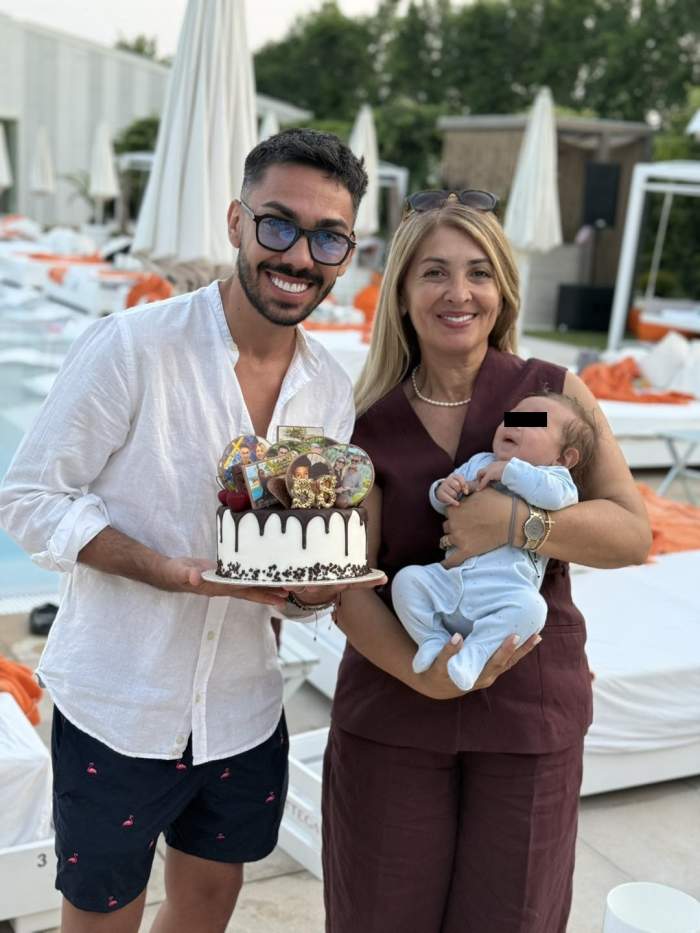 Armin Nicoară, mama lui și fiul său