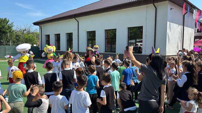 „Învățătoarea Anului 2025”, premiată de Fundația Dan Voiculescu pentru Dezvoltarea României. Dascălul, finalist al Ligii Profesorilor Excepționali
