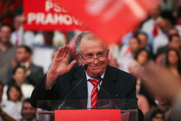 Starea de sănătate a lui Ion Iliescu s-a agravat! Anunțul făcut de cadrele medicale
