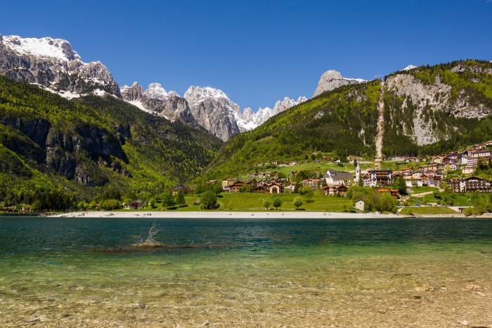lacul molveno