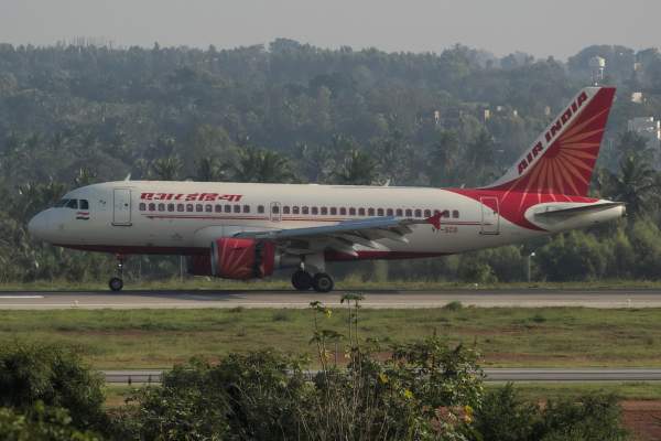 Încă un incident aviatic! 9 persoane au trăit momente de coșmar, după ce avionul a decolat din Londra