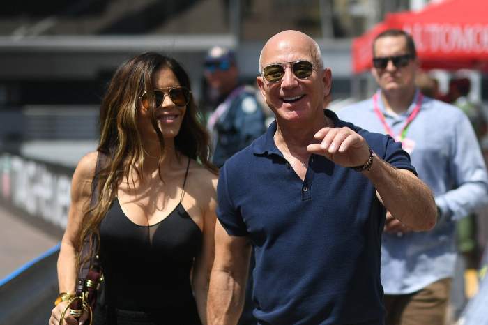 Jeff Bezos și Lauren Sanchez