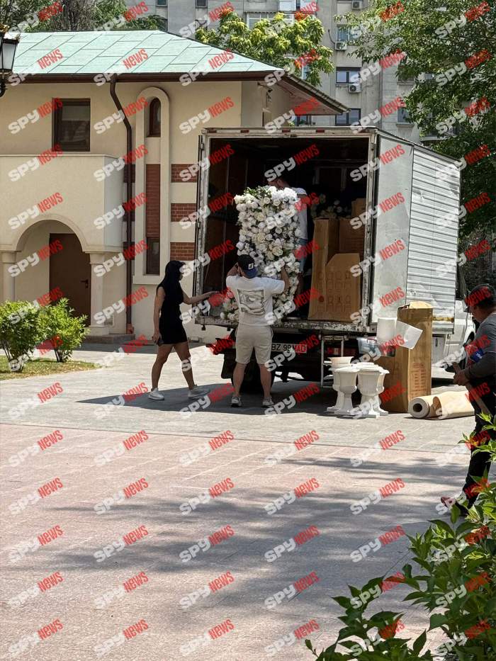 Tzancă Uraganu, primele declarații de la botezul fiicei sale, cu 300 de invitați. Cine sunt nașii Anastasiei și cine va cânta la petrecere / VIDEO