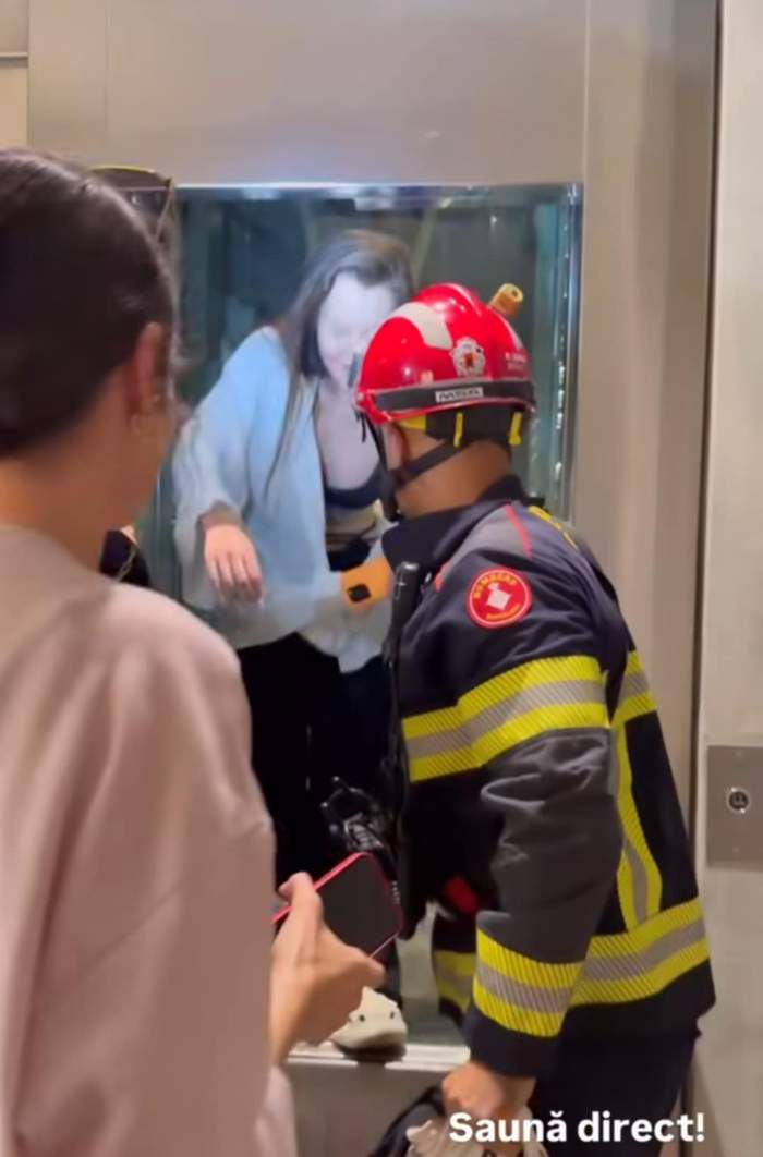 Raluka blocată în lift
