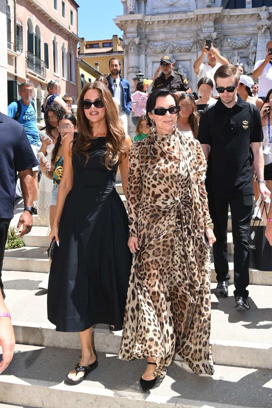 Vedetele de la Hollywood, shopping prin Veneția, înainte de nunta lui Jeff Bezos cu Lauren Sánchez. Imagini cu starurile internaționale | FOTO