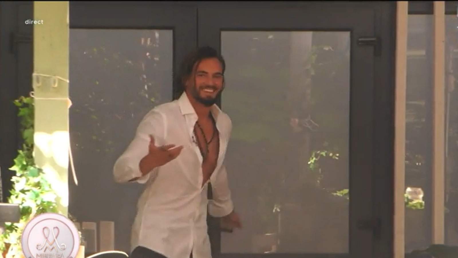 Cea mai așteptată apariție în reality show-ul Mireasa a avut loc, în direct, la Antena 1: ”din Tenerife... Cristian Marinescu!”