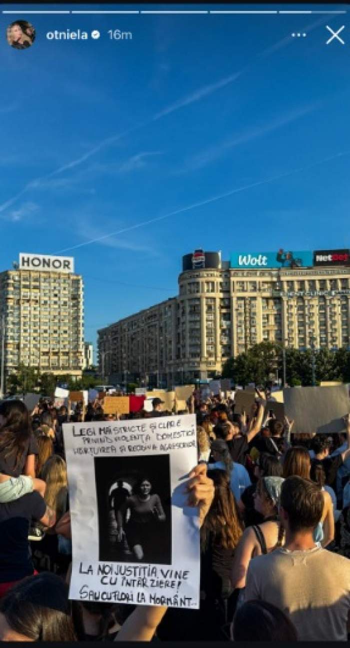 Vedete din România, prezente la protestul din Piața Victoriei, după uciderea Teodorei Marcu. Delia, Lora, Anca Serea și multe alte persoane publice cer dreptate și măsuri ferme împotriva violenței