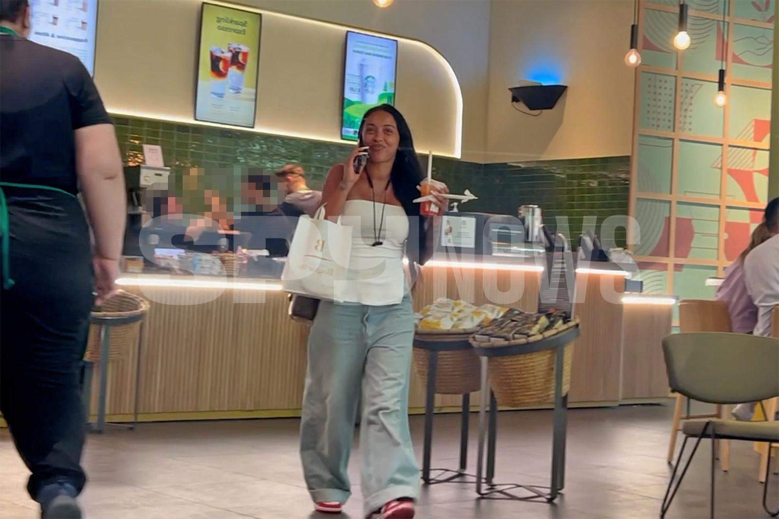 Şi-a luat singură pachet! Cu ce îşi menţine Ruby formele perfecte! Paparazzii SpyNews au filmat-o în plină acţiune