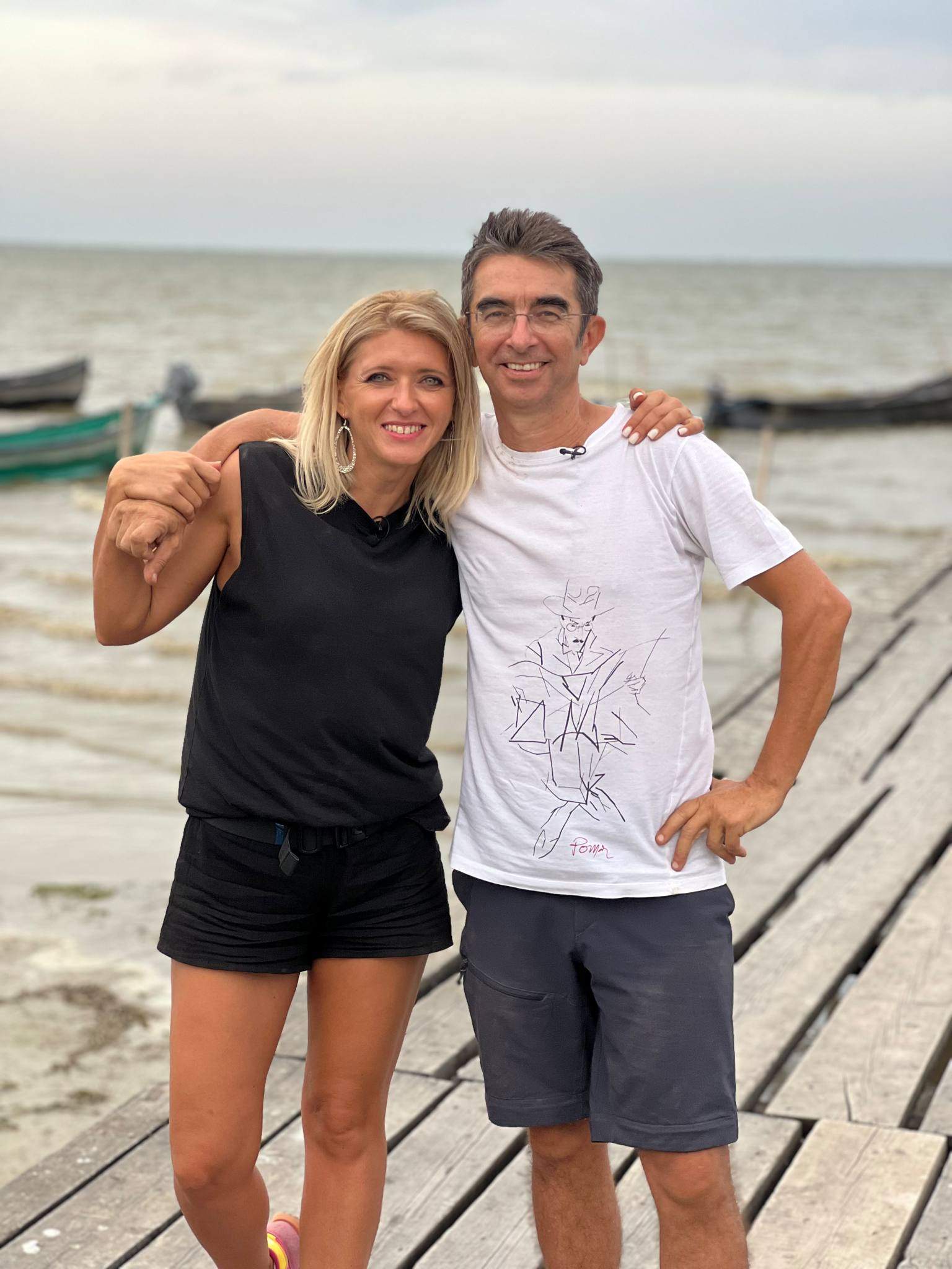 Oana Paraschiv, Mihai Găinușă, Paula Chirilă și Mane Voicu intră în hora „Poftiți pe la noi: Poftiți la întrecere”. Diseară, de la 20.30, la Antena 1