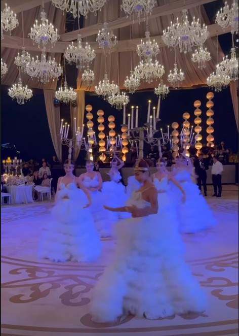 Imagini fabuloase de la nunta unei românce! S-a căsătorit cu un milionar din Dubai! Invitaţi de marcă: vedete din România! / VIDEO
