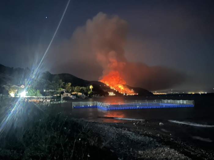 incendiu pe Thassos în Grecia
