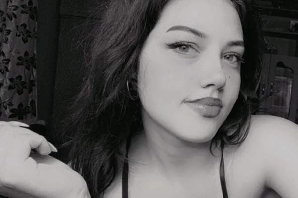 Ultimele cuvinte spuse de Anda, tânăra ucisă de fostul iubit, înainte de crima din Mureș. S-ar fi temut că va muri și fiul ei