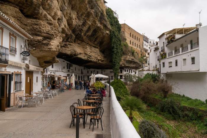 Calle Cuevas del Sol