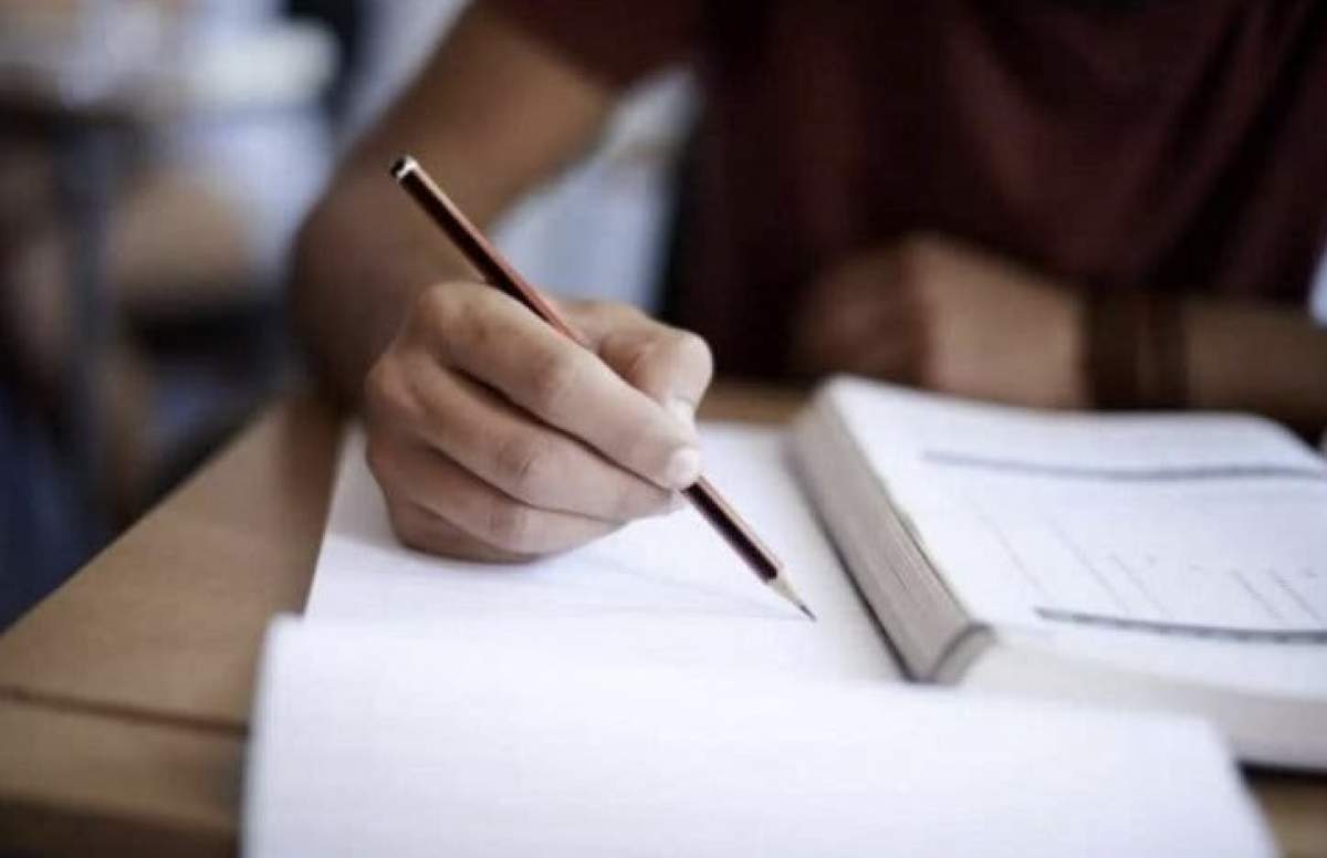 Când începe înscrierea la liceu pentru anul 2025. Ce acte îți sunt necesare, cum se completează cererea și ce trebuie să știi