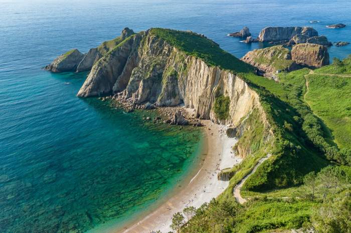 Playa del Silencio (Plaja Tăcerii)