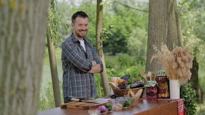 Din 21 iulie, „Meniu de vedetă – Arome de vară”: Chef Horia Manea aduce gustul verii în  natură, la Antena Stars