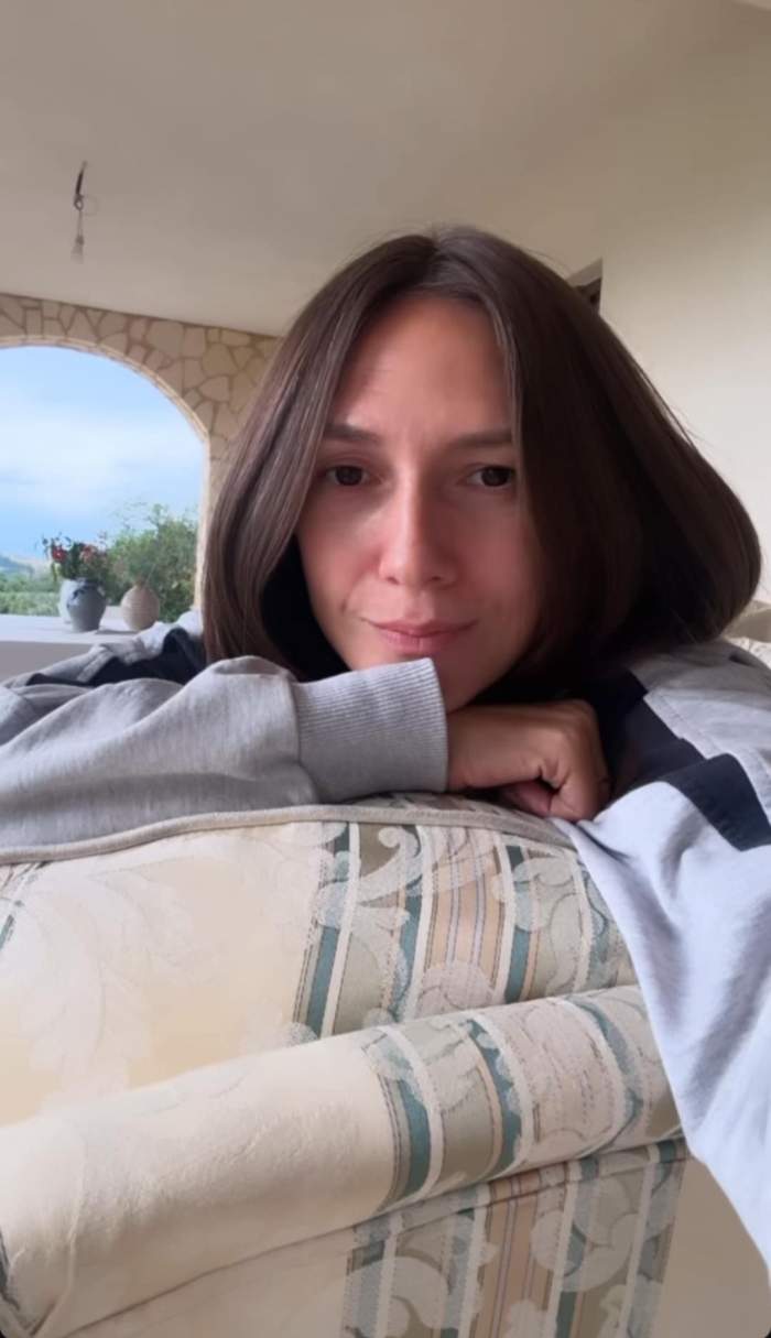Adela Popescu