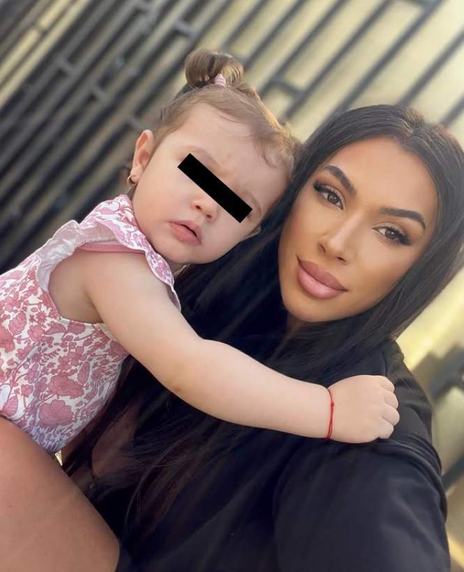 raluca pastrama si fetita ei