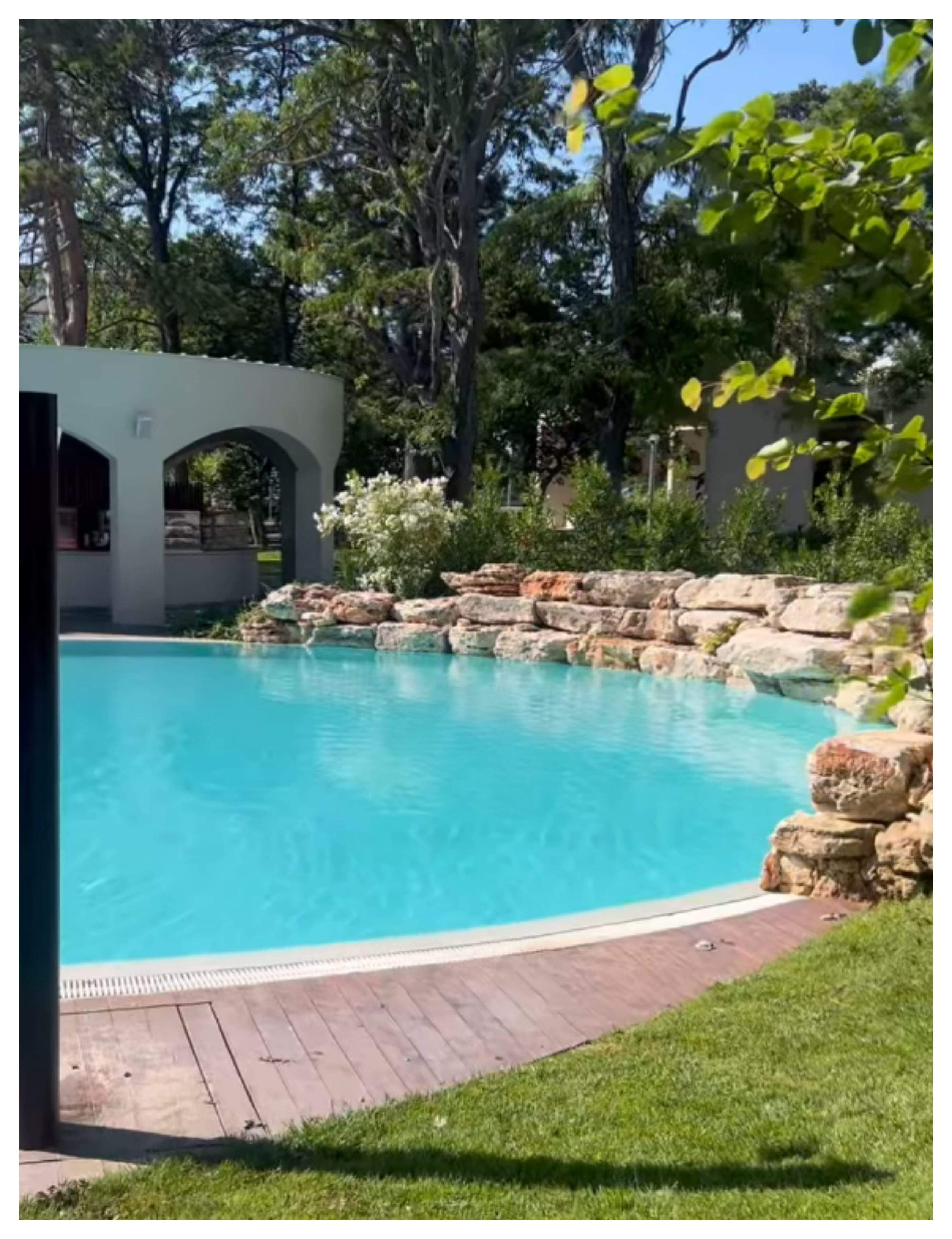 Simona Gherghe, în vacanță cu familia. Ce destinație superbă a ales prezentatoarea de la „Mireasa” pentru relaxare | FOTO