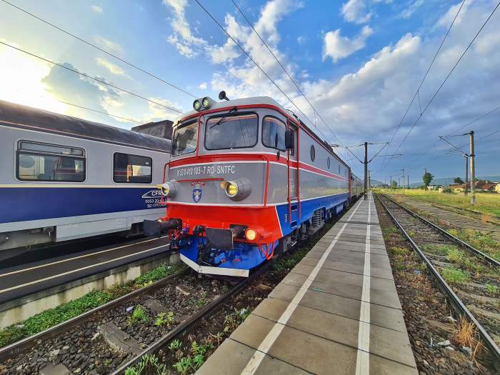 Nicola, momente de panică în tren! Locomotiva în care se afla a ucis un bărbat, pe calea ferată: „Doamne ferește”