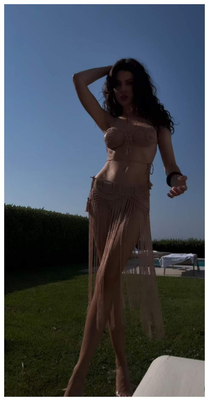 Cristina Ich, apariție spectaculoasă în costum de baie. Influencerița are un trup de invidiat | FOTO
