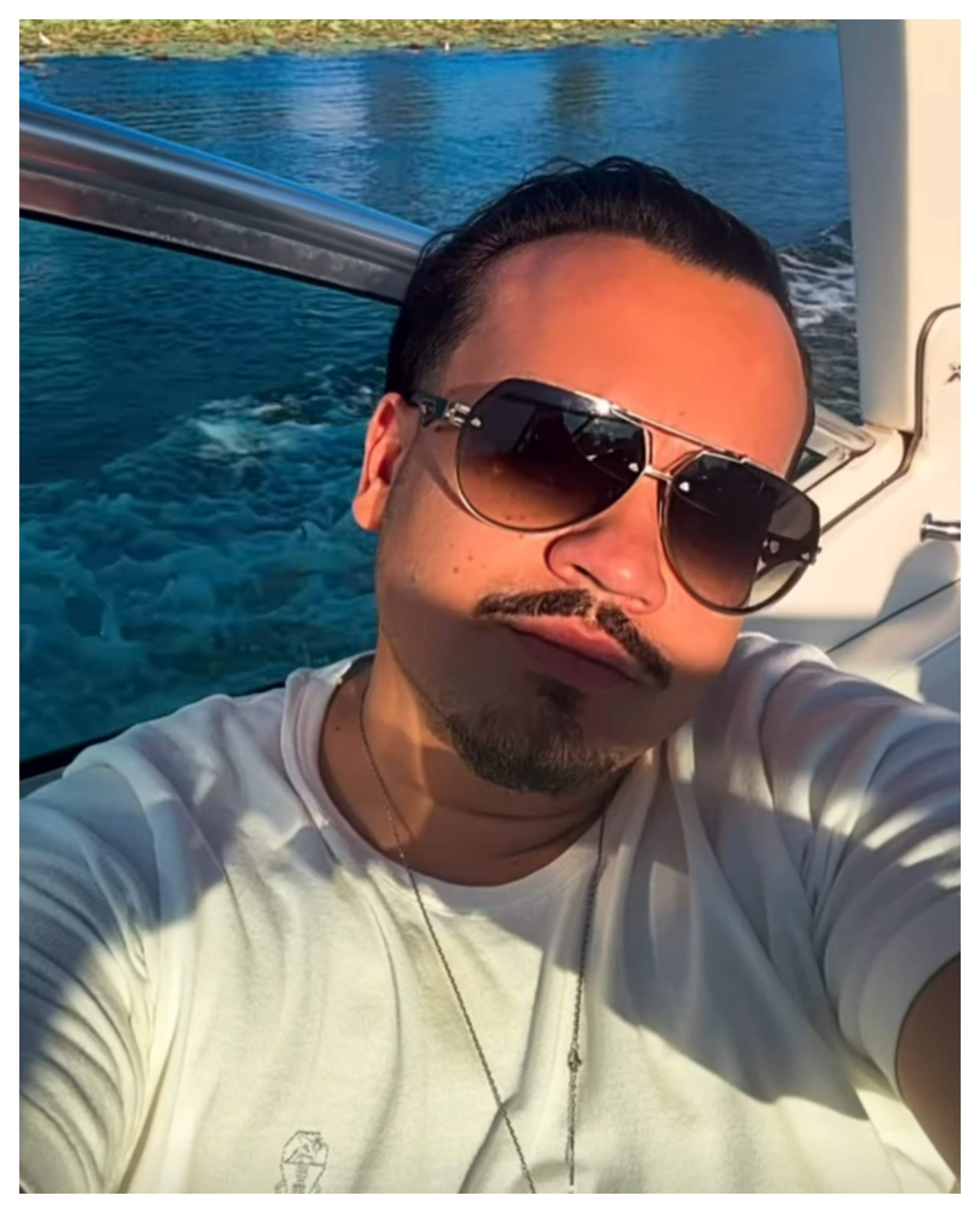 Adrian Minune Jr. s-a despărțit de iubită. Fiul manelistului și Ariana au format un cuplu timp de câteva luni