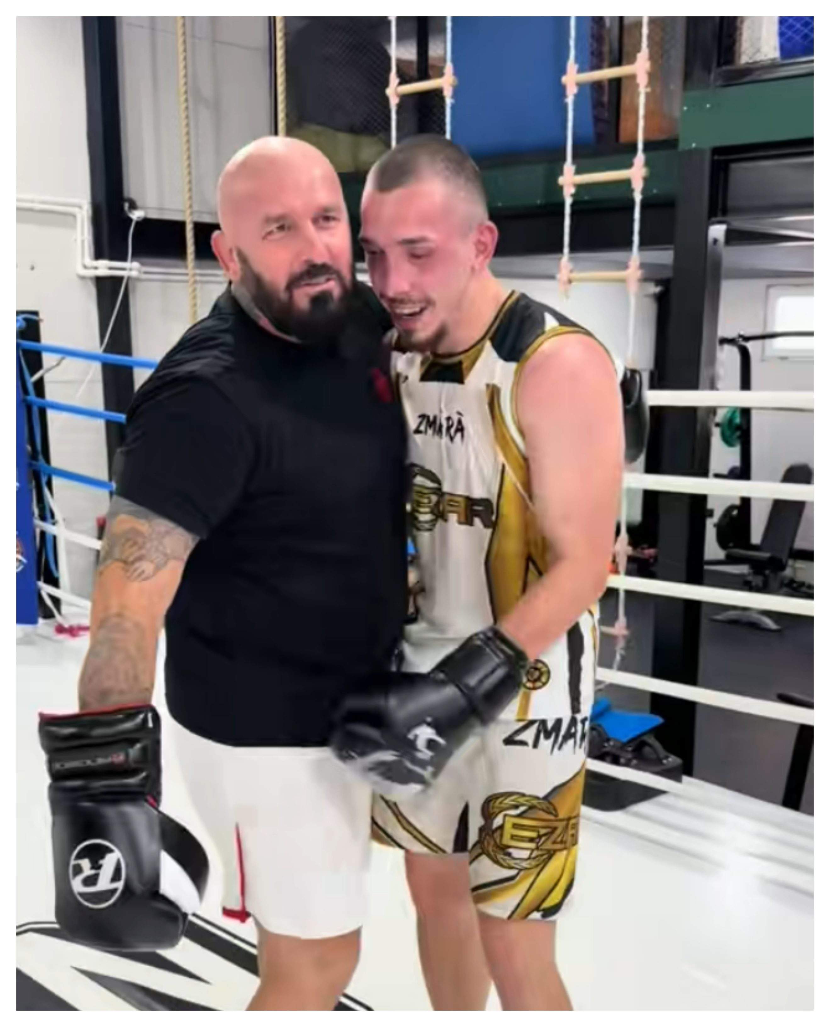Imagini cu Mihai și Cătălin Zmărăndescu după ce s-au împăcat. Cei doi nu și-au vorbit 7 ani: “Rezolvați problemele în ring” | FOTO