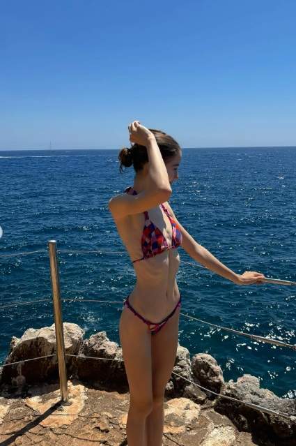 Irina Columbeanu, vacanță în Saint Tropez cu mătușa ei, Ramona Gabor! Cât de bine arată cele două | VIDEO