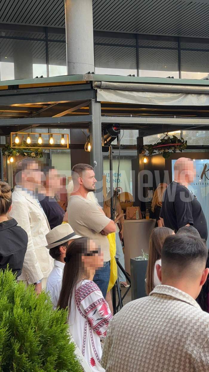 Singur și îngândurat! Ce a făcut Bogdan Vlădău, mai bine de două ore, la un eveniment cu ștaif | VIDEO