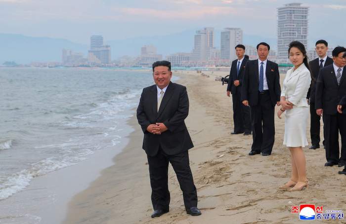 Această fotografie a fost făcută pe 24 iunie 2025 și publicată de Agenția Centrală de Știri Coreeană (KCNA) a Coreei de Nord pe 26 iunie 2025