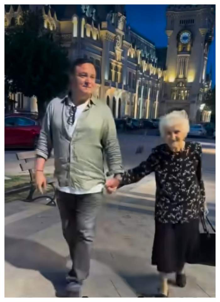 Imagini emoționante cu Daniel Buzdugan și mama sa, în vârstă de 89 de ani! Ce amintiri are omul de radio din copilărie: „Pe aici mă plimbai”