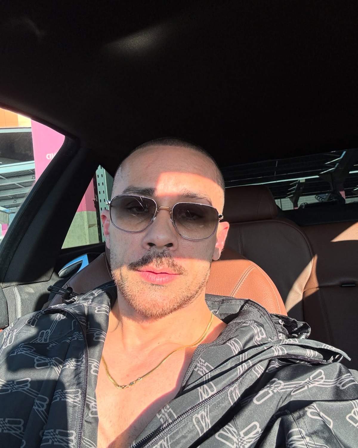 Cătălin Dobrescu a dispărut din mediul online o perioadă Cătălin Dobrescu