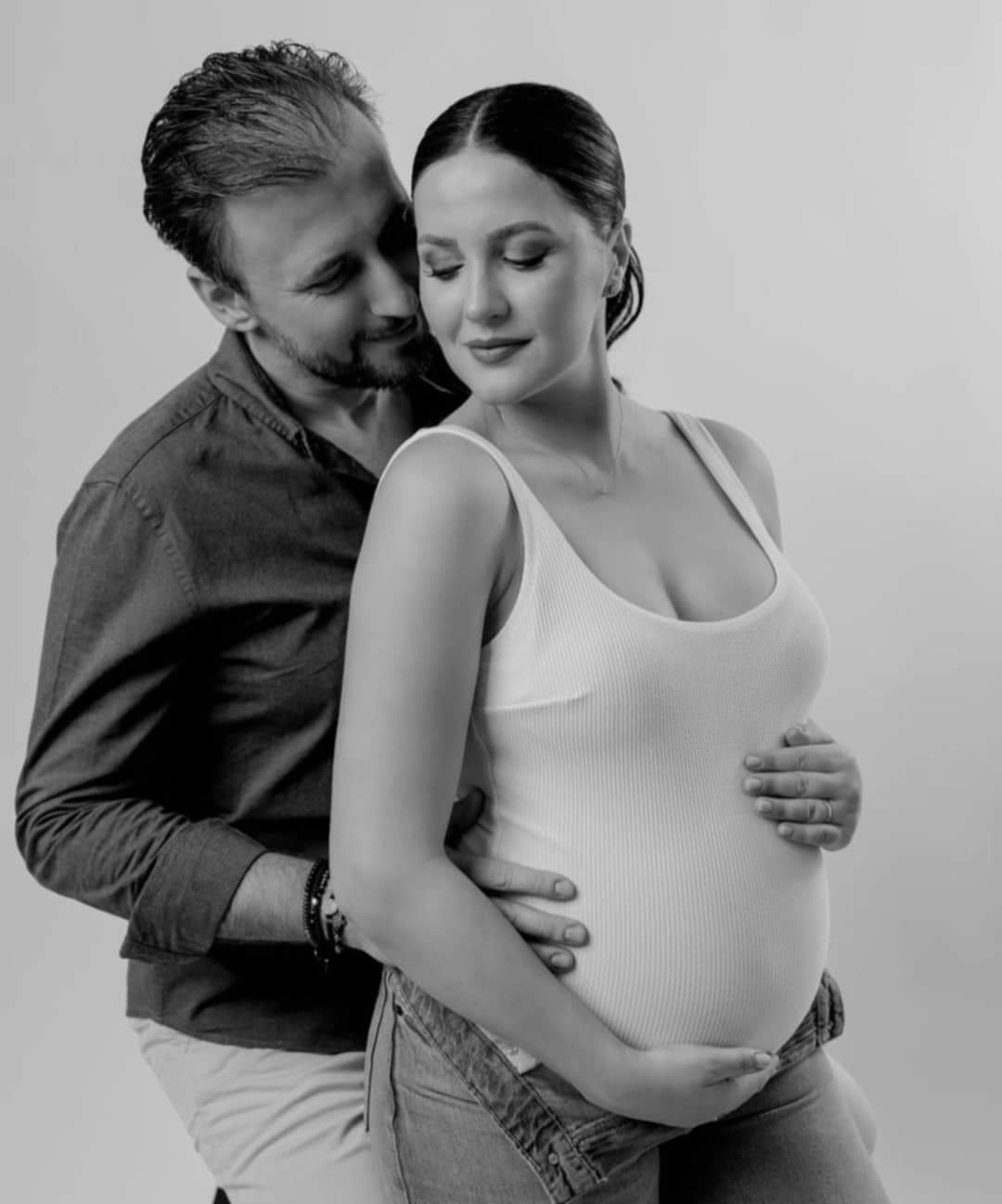 Tudor Furdui Iancu, primele declarații după ce și-a creștinat fetița. Nașa micuței este Viorica Macovei