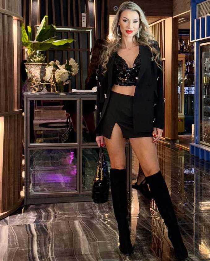 claudia neghina la un eveniment