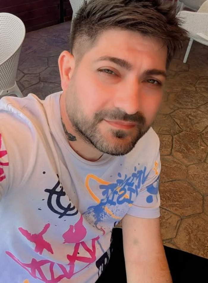 ticy selfie