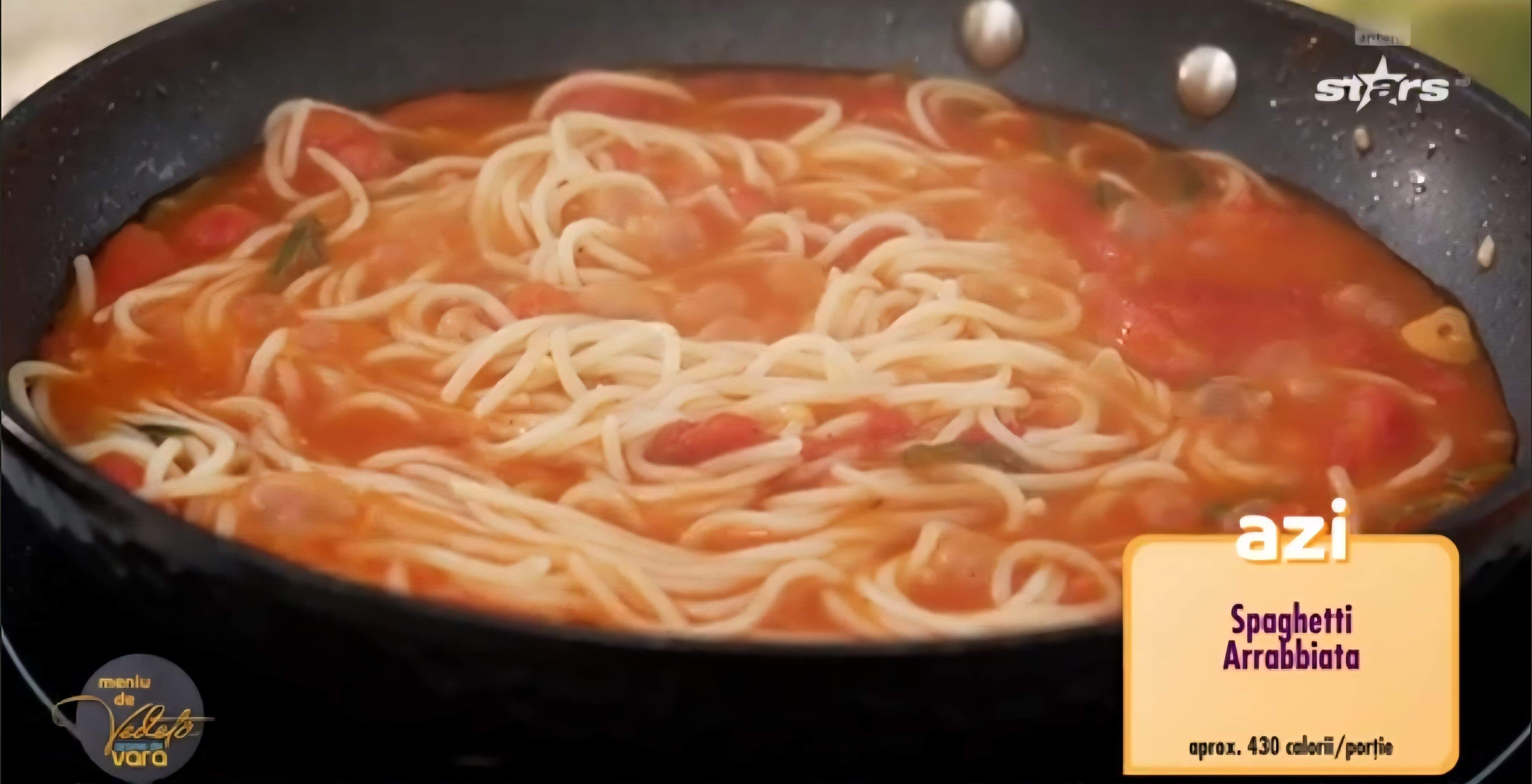 Paste Arrabbiata după rețeta lui Chef Horia Manea. Preparatul simplu și delicios pe care să îl încerci