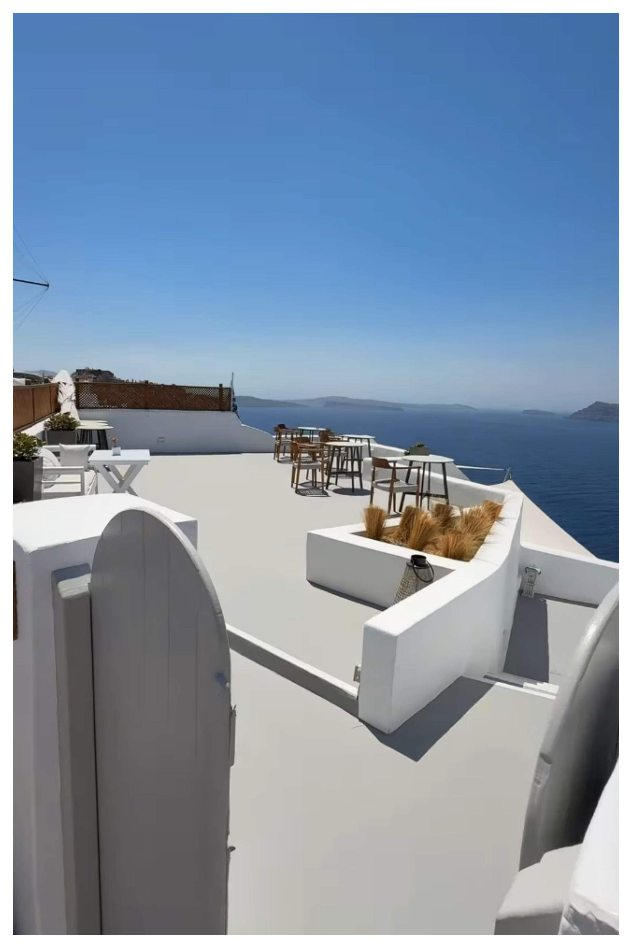 Vlad Gherman, probleme în vacanța din Grecia. Oana Moșneagu a rămas singură: „Aici puteam fi noi”