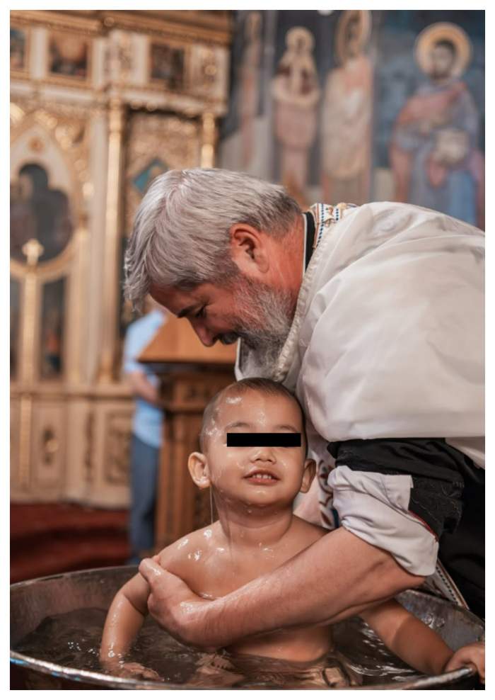 Cuza, naș de botez pentru un copil. Cât de emoționat a fost artistul în ziua cea mare: „Bine ai venit în familie”