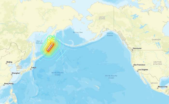 Români blocați în Hawaii după alertele de tsunami! Autoritățile se pregătesc de un dezastru. Dezvăluiri din infern: „Ne refugiem pe munte”