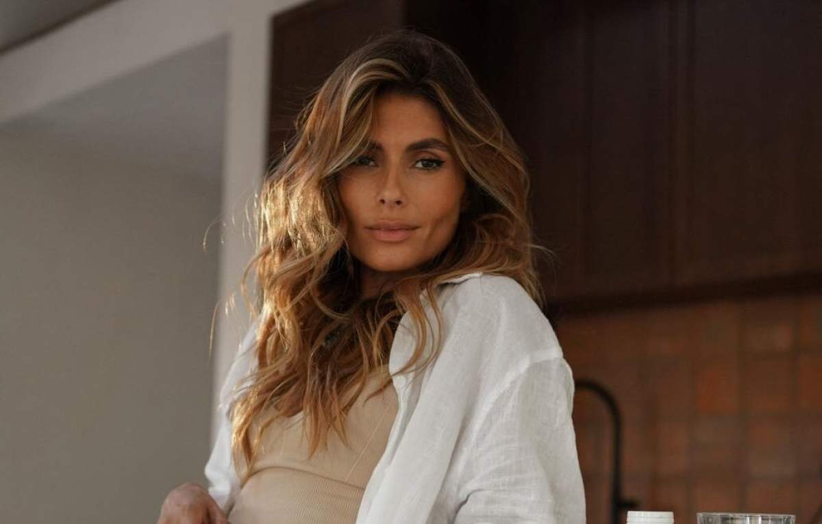 sanziana negru