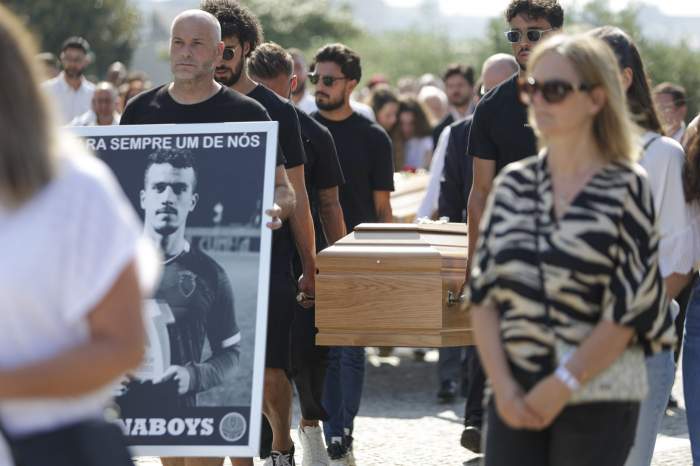 Funeraliile lui Diogo Jota și Andre Silva au avut loc în orașul lor natal, Gondomar