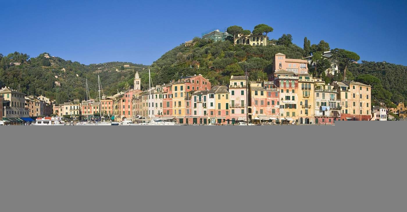 Portofino este un mic oraș pescăresc din provincia Genova, Italia